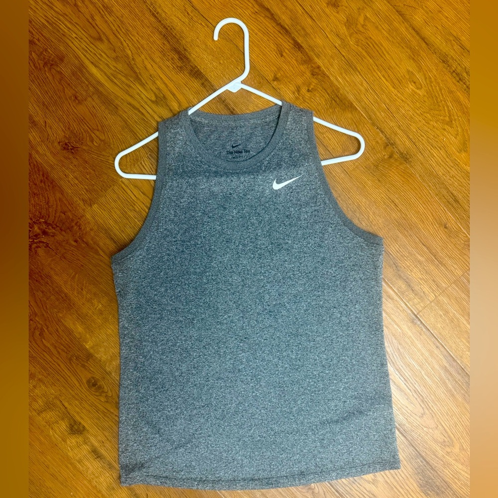 Nike Heather Gray Sleeveless Top